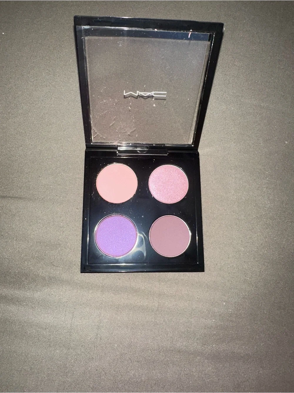 MAC Cosmetics Pink and Violet Eyeshadow Quad